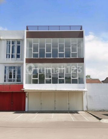  Ruko 3 Lantai Lokasi Strategis di Serpong