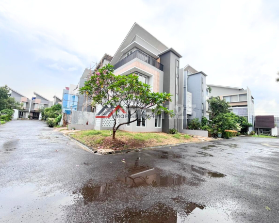 Rumah Baru Minimalis Modern di Cilandak Jakarta Selatan