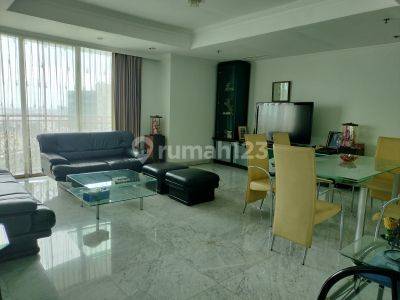 Disewakan / Dijual Aparment Kondominium Regency, Tunjungan Plaza Surabaya Pusat 