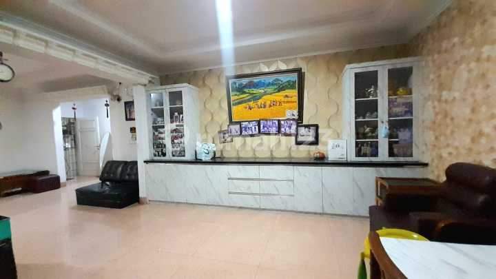 Di Jual Rumah di Danau Sunter Utara, Sunter Perumahan STS Jakarta Utara LT : ± 195 m2 ( 13m X 15m2 ) LB : ±350 m2 Lantai : 3¼ lantai Kamar Tidur :7 +1 Kamar Mandi : 7 Hadap : selatan barat Sertifikat : SHM Harga : Rp 7 M nego Di Jual Rumah di Danau Sunter Utara, Sunter Perumahan STS Jakarta Utara LT : ± 195 m2 ( 13m X 15m2 ) LB : ±350 m2 Lantai : 3¼ lantai Kamar Tidur :7 +1 Kamar Mandi : 7 Hadap : selatan barat Sertifikat : SHM Harga : Rp 7 M nego