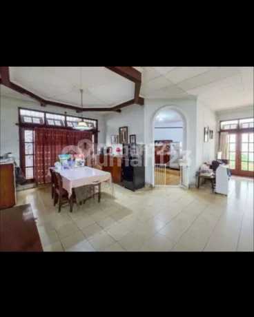 Rumah 2 Lantai di Tosiga Kemanggisan, Jakarta Barat