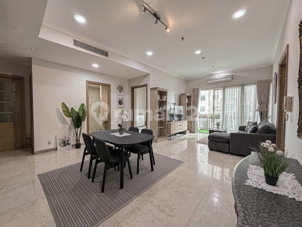 Apartemen Senayan Residence 2 Kamar Tidur Dengan Lift Pribadi