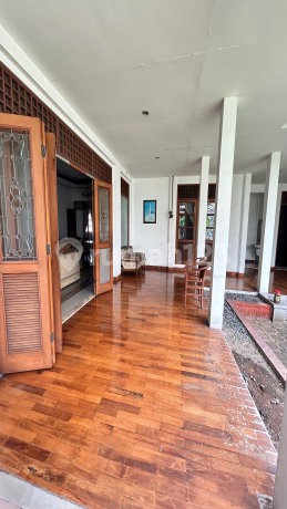 For Sale Sturdy Hook House in a Large Complex in Rawa Mangun, East Jakarta