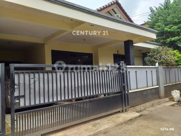 For Sale Attractively Priced Ready-to-Occupy House Near Bintaro Sector 9 For Sale Attractively Priced Ready-to-Occupy House Near Bintaro Sector 9