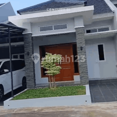 For Sale Nice House Ready to Occupy in Pajak Cipadu Complex