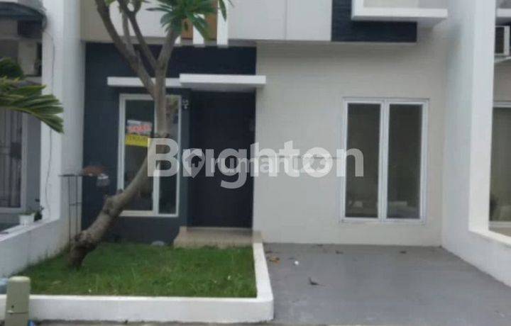 DIJUAL RUMAH 2 LT DI ROYAL LIVING SEPATAN