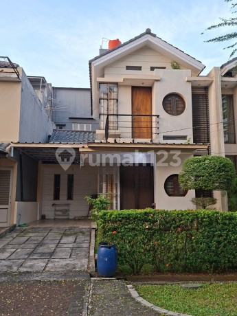 FOR SALE House In Okinawa Park, Lippo Karawaci Facing South