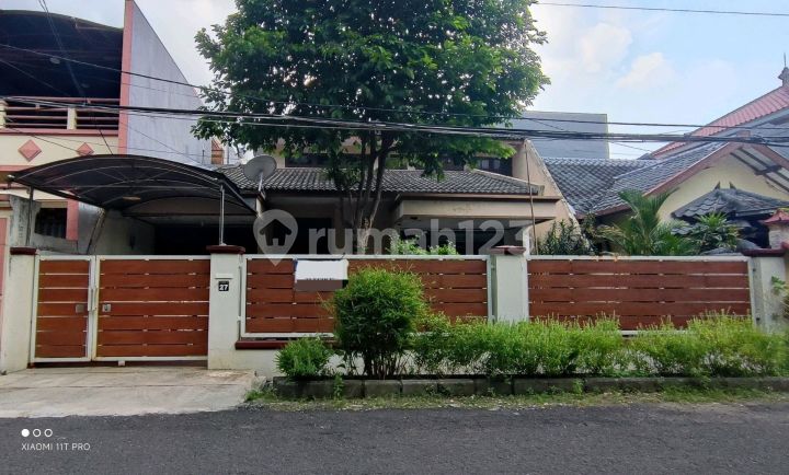 Rumah Asri 2 Lt Jemursari Rumah SHM Bagus