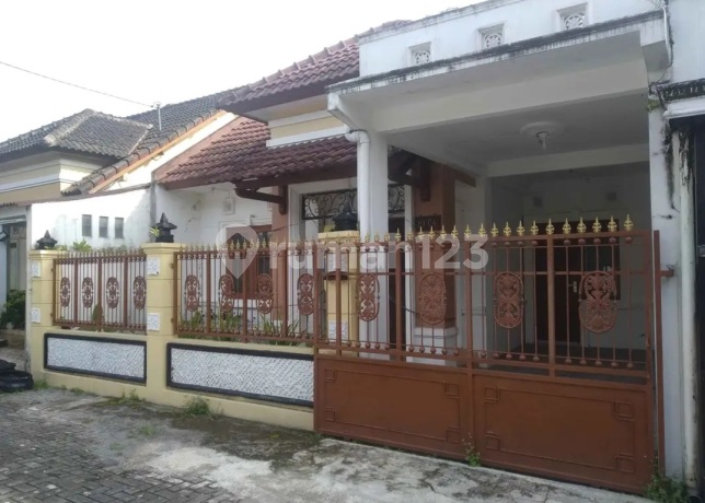 Rumah di Bumi Prayudan Magelang Rumah di Bumi Prayudan Magelang