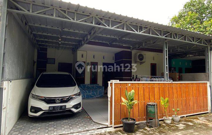 RUMAH SECOND MURAH SIAP HUNI HARGA 200 JUTAAN DI PRAMBANAN KLATEN