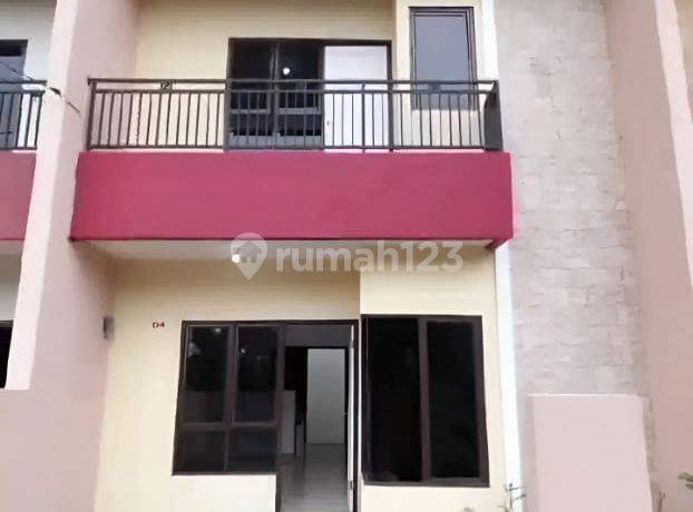 Jual Cluster Pamulang, 2 lantai, Harga 700 Jutaan, ready stock, dekat mall & pusat pertokoan.