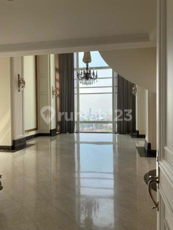 Four Season Penthouse 330 Sqm, 3+1 Bedrooms, Type Loft, Semi Furnished