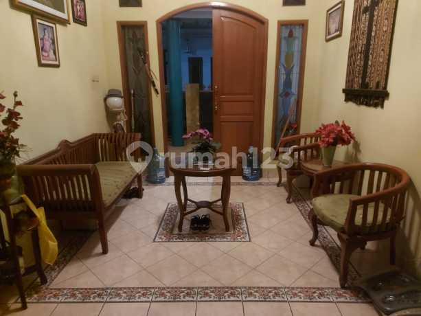 RUMAH RAPIH DI PAMULANG PERMAI 2 LANTAI FULL FURNISH SIAP HUNI RUMAH RAPIH DI PAMULANG PERMAI 2 LANTAI FULL FURNISH SIAP HUNI