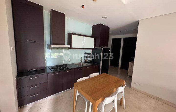 Disewakan Apartemen The Masterpiece 2 + 1 Bedroom Fully Furnished Luas 83m2 Lantai Rendah