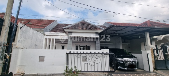 Rumah 1,5 Lantai Bagus Terawat Strategis Puri Indah Sidoarjo Rumah 1,5 Lantai Bagus Terawat Strategis Puri Indah Sidoarjo