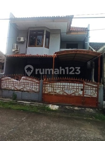 For Sale, Ready-to-Occupy House in Griya Jatisari Housing Complex For Sale, Ready-to-Occupy House in Griya Jatisari Housing Complex