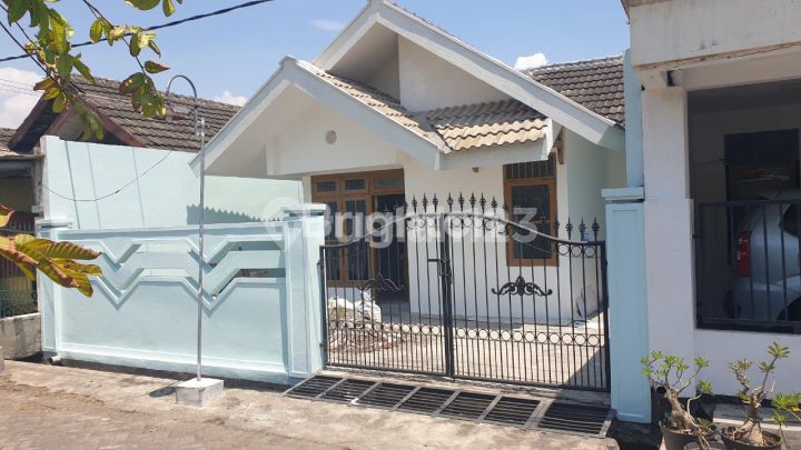 GRIYA PERMATA HIJAU GRIYA PERMATA HIJAU