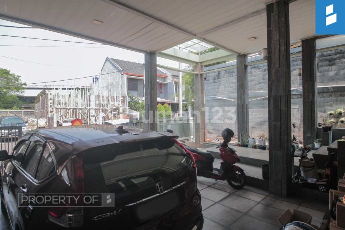 Rare Luxury House in Surapati Cord Complex Rare Luxury House in Surapati Cord Complex