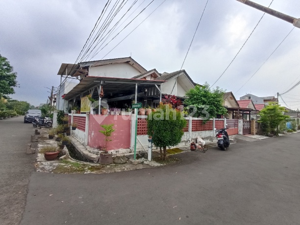 Jual Cepat 2 Lantai Hook Dekat Sekolahan Pusat Bisnis Lingkungan Asri Aman Nyaman Bebas Banjir SHM Pamulang Permai Jual Cepat 2 Lantai Hook Dekat Sekolahan Pusat Bisnis Lingkungan Asri Aman Nyaman Bebas Banjir SHM Pamulang Permai
