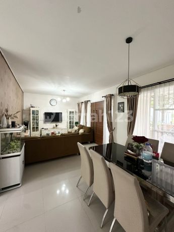 Jual Cepat Bu Dekat Mall Akses Toll Lokasi Strategis Bebas Banjir Aman Tenang Nyaman Asri Ada Sport Club SHM Gardens At Sawangan Depok Jual Cepat Bu Dekat Mall Akses Toll Lokasi Strategis Bebas Banjir Aman Tenang Nyaman Asri Ada Sport Club SHM Gardens At Sawangan Depok