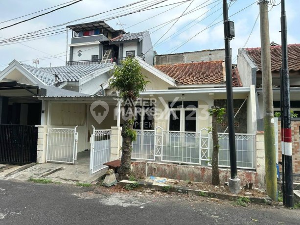 Rumah Siap Huni, Tengah Kota, Taman Sulfat, Blimbing, Malang Rumah Siap Huni, Tengah Kota, Taman Sulfat, Blimbing, Malang