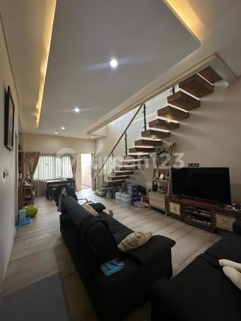 For Sale 2-Story House in Buah Batu Regency