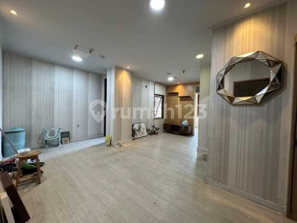 Rapi Interior Cakep. Aprt Metro Sunter Sudah Renovasi. Luas 59m.