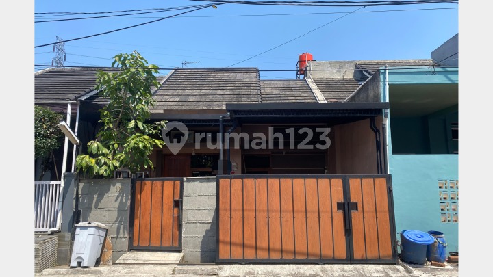 Rumah Pesona Cisaranten Indah Arcamanik Bandung One Gate System .