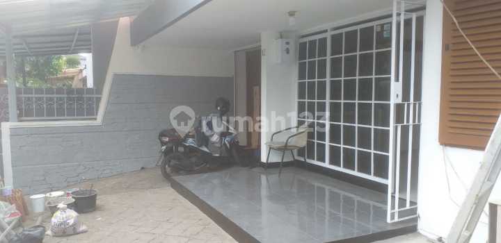 Rumah Bagus Nyaman di Komplek Sumber Sari Indah Bandung