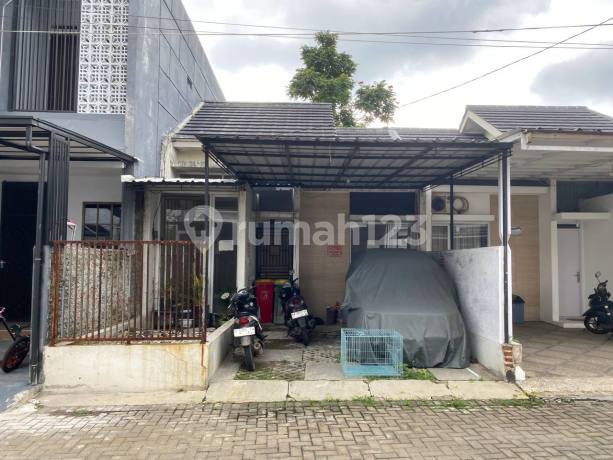 Rumah Bagus Nyaman di G Land Ciganitri Bandung