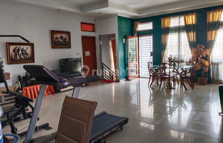 Rumah Bagus Nyaman di PRV Parahyangan Rumah Villa Bandung