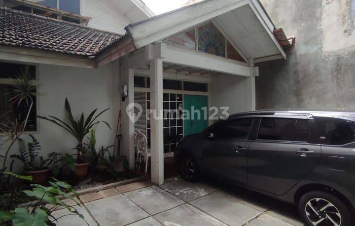 Rumah Strategis Cocok Usaha di Salendro Raya Turangga Bandung