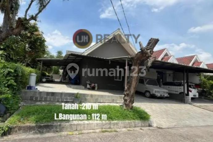 Rumah Siap Huni Taman Beverly Palem Kuning Cikarang Bekasi Rumah Siap Huni Taman Beverly Palem Kuning Cikarang Bekasi
