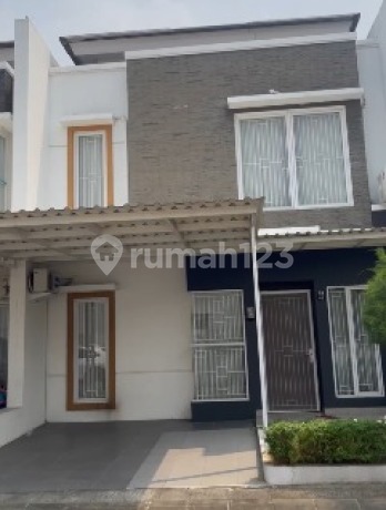Rumah Hook 2 Lantai di Cluster Royal Living Sepatan Timur, Tangerang Rumah Hook 2 Lantai di Cluster Royal Living Sepatan Timur, Tangerang