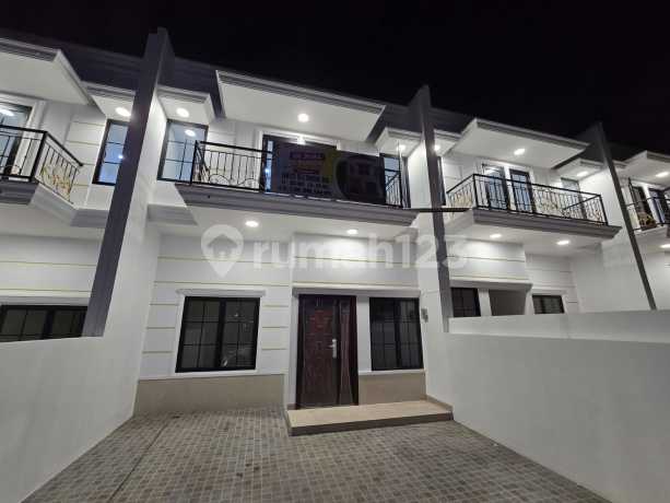 Rumah American Classic Di Jatimekar Hanya 7 Menit Dari Lrt
