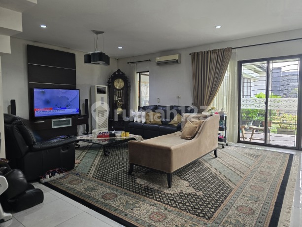 Dijual Rumah Kondisi Semifurnish Rapi dan Asri di Virginia Lagoon BSD