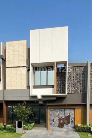 Quick Sale of Ready-to-Occupy House in Eldora Utama Cluster, Suvarna Sutera. Quick Sale of Ready-to-Occupy House in Eldora Utama Cluster, Suvarna Sutera.