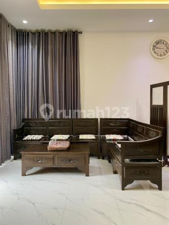 Rumah Bagus Furnished SHM Pondok Aren, Tangerang Selatan Rumah Bagus Furnished SHM Pondok Aren, Tangerang Selatan