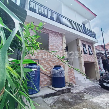 Rumah Premium Siap Pakai di Perum Griya Lestari Ngaliyan Rumah Premium Siap Pakai di Perum Griya Lestari Ngaliyan