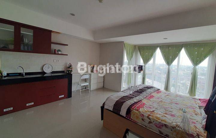 Apartemen The Breeze 36m² Studio DIJUAL/DISEWAKAN Strategis Depan Bintaro Plaza dan dekat KRL Pondok Ranji
