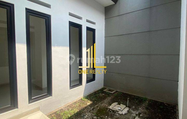 Dijual Rumah 2 Lantai Tersedia 6 Unit Di Komplek Batununggal Lestari, Bandung.