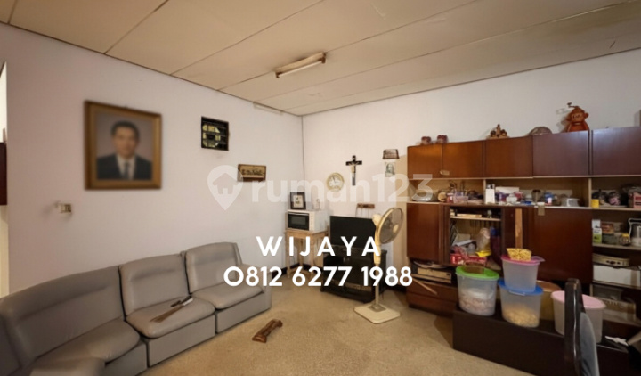 Dijual Rumah 358M2 di Karmel Tosiga Kebon Jeruk Dijual Rumah 358M2 di Karmel Tosiga Kebon Jeruk