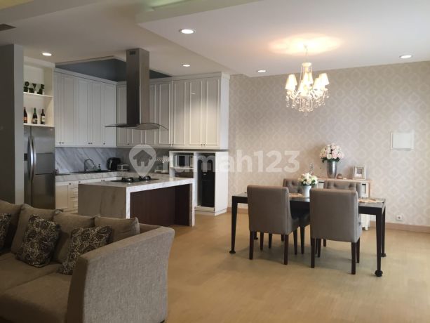 Rumah Cantik Siap Huni di Gading Lavender – 4KT, Luas 215 m², Harga Nego