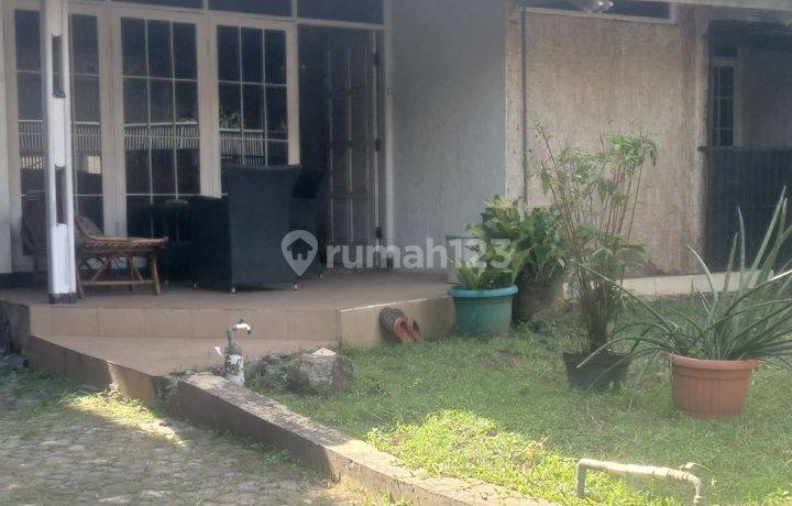 jual cepat rumah lama kokoh siap huni setra sari kulon