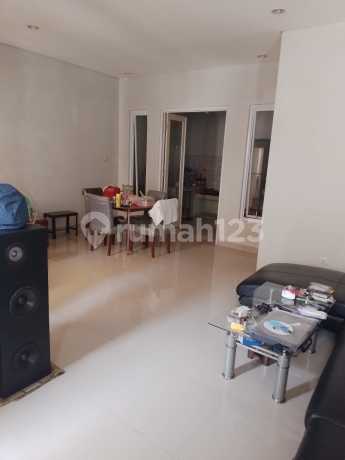 Rumah 1 Setengah Lantai di Grand Parahyangan Estate Bogor 