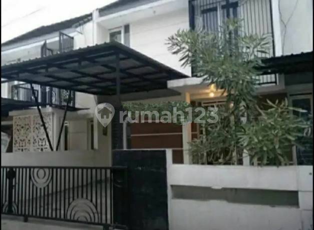 2-Storey House, 4 Bedrooms, Fully Furnished, Modern Minimalist, Ready to Occupy, Strategic Location Near Brawijaya University, UIN, ITN, UMM, Unisma, Graha Merjosari Asri Housing, Merjosari, Malang City, East Java 2-Storey House, 4 Bedrooms, Fully Furnished, Modern Minimalist, Ready to Occupy, Strategic Location Near Brawijaya University, UIN, ITN, UMM, Unisma, Graha Merjosari Asri Housing, Merjosari, Malang City, East Java