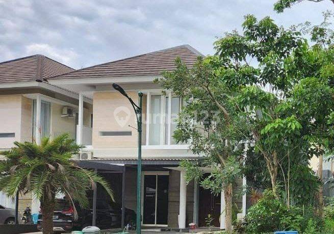 Rumah Crystal Golf Semi Furnish Posisi Hook Samping Fasum