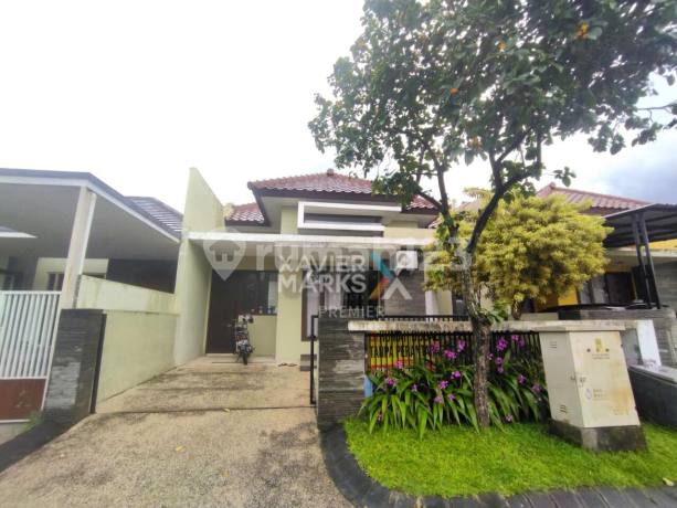 RUMAH FULL FURNISH DI GRAHA KENCANA, BLIMBING - MALANG