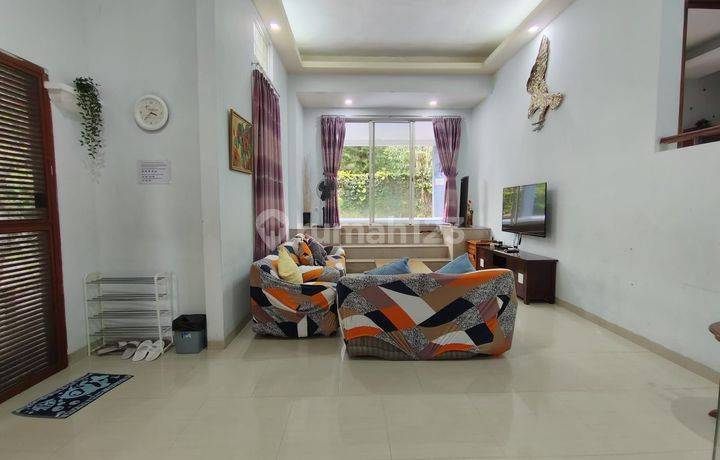 Rumah Posisi Hook Furnish Lokasi Strategis di Sentul City, Bogor