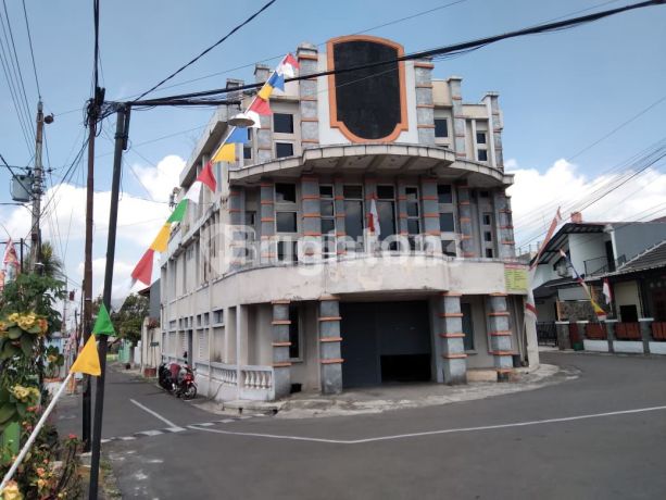 Heboh Rumah 3 Lt View Merapi Buat Usaha Kos2an Ok Banget  Perum Pamungkas Jakal Km.14